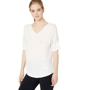 Marc New York Top Womens Medium White V Neck Short Sleeve Activewear Stretch Tee